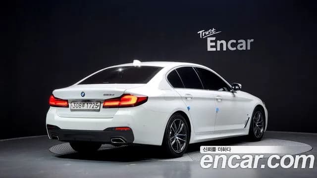 2021 BMW 5 Series (G30) 523d M Sport Sold VIN WBA11ES03MCF35033 – photo 14 2021 BMW 5 Series (G30) 523d M Sport Sold VIN WBA11ES03MCF35033 – photo 14