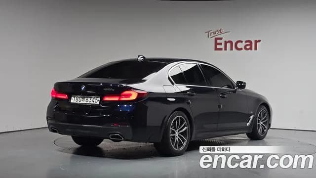 2021 BMW 5Series (G30) 523d M Sport Sold VIN WBA11ES03MWX21327 – photo 30 2021 BMW 5Series (G30) 523d M Sport Sold VIN WBA11ES03MWX21327 – photo 30