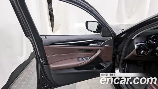 2021 BMW 5Series (G30) 523d Luxury Sold VIN WBA11ES05MWX19126 – photo 25 2021 BMW 5Series (G30) 523d Luxury Sold VIN WBA11ES05MWX19126 – photo 25
