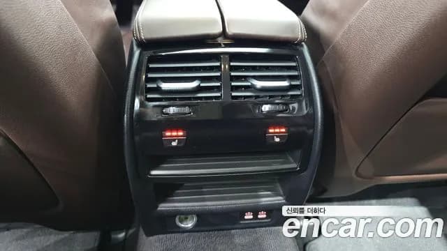 2021 BMW 5 Series (G30) 523d Luxury Sold VIN WBA11ES06MWW92096 – exterior detail 2021 BMW 5 Series (G30) 523d Luxury Sold VIN WBA11ES06MWW92096 – exterior detail