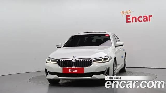 2021 BMW 5 Series (G30) 523d Luxury Sold VIN WBA11ES06MWW92096 – trunk area 2021 BMW 5 Series (G30) 523d Luxury Sold VIN WBA11ES06MWW92096 – trunk area