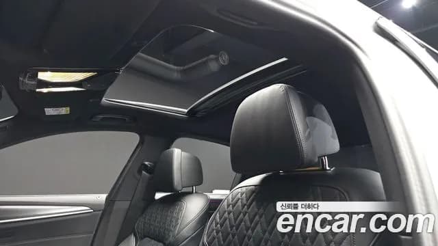 2023 BMW 5Series (G30) 523d M Sport Sold VIN WBA11ES09PWY08704 – exterior detail 2023 BMW 5Series (G30) 523d M Sport Sold VIN WBA11ES09PWY08704 – exterior detail