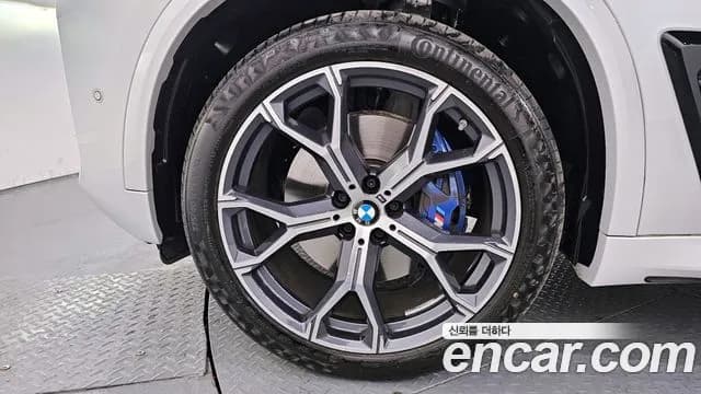 2025 BMW X5 (G05) xDrive 30d M Sport Sold VIN WBA11EV02S9Z87221 – exterior detail 2025 BMW X5 (G05) xDrive 30d M Sport Sold VIN WBA11EV02S9Z87221 – exterior detail