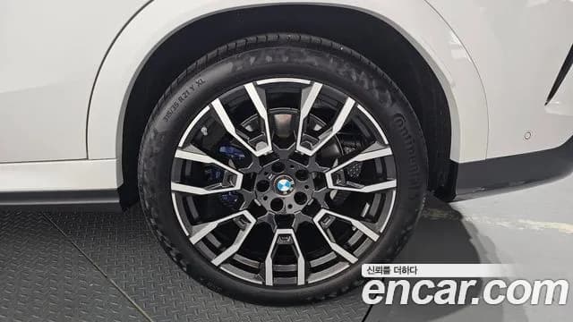 2026 BMW X6 (G06) xDrive30d M Sport Sold VIN WBA11EY00T9157012 – trunk area 2026 BMW X6 (G06) xDrive30d M Sport Sold VIN WBA11EY00T9157012 – trunk area