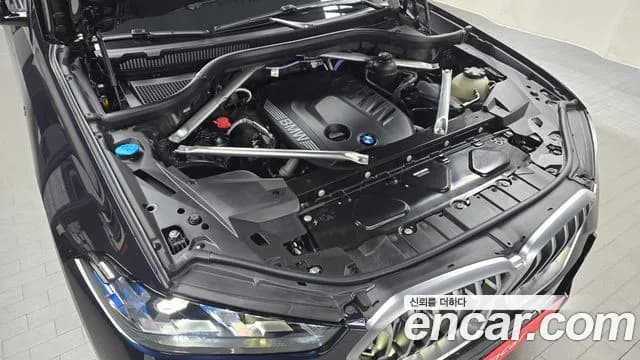 2025 BMW X6 (G06) xDrive30d M Sport Sold VIN WBA11EY04S9069921 – interior seats 2025 BMW X6 (G06) xDrive30d M Sport Sold VIN WBA11EY04S9069921 – interior seats