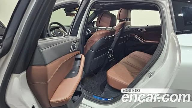 2025 BMW X6 (G06) xDrive30d M Sport Sold VIN WBA11EY06S9126197 – photo 21 2025 BMW X6 (G06) xDrive30d M Sport Sold VIN WBA11EY06S9126197 – photo 21