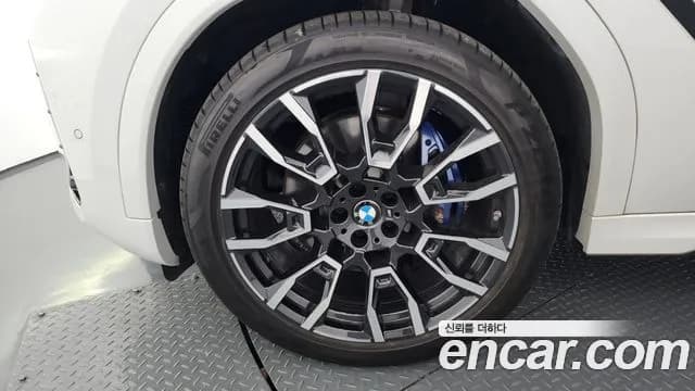2025 BMW X6 (G06) xDrive30d M Sport Sold VIN WBA11EY06S9Z49566 – photo 11 2025 BMW X6 (G06) xDrive30d M Sport Sold VIN WBA11EY06S9Z49566 – photo 11