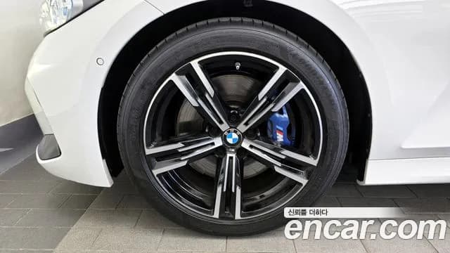 2025 BMW 3Series (G20) 320i M Sport Sold VIN WBA11FF00SFT68655 – exterior detail 2025 BMW 3Series (G20) 320i M Sport Sold VIN WBA11FF00SFT68655 – exterior detail