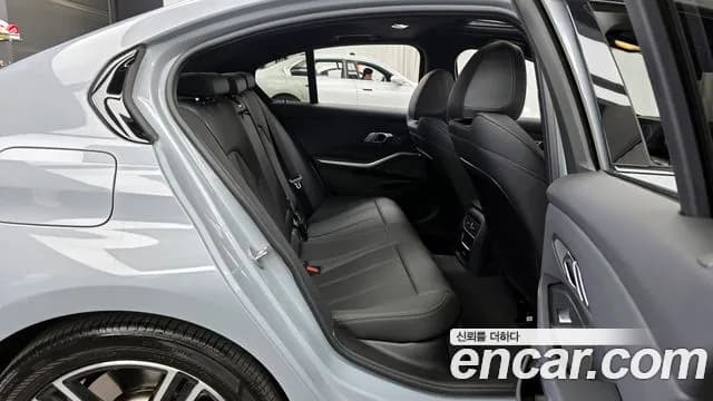 2025 BMW 3 Series (G20) 320i M Sport Sold VIN WBA11FF0XSFU46584 – side profile 2025 BMW 3 Series (G20) 320i M Sport Sold VIN WBA11FF0XSFU46584 – side profile