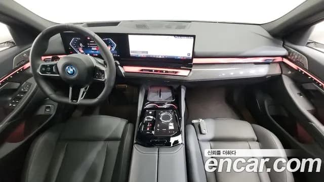 2025 BMW 5 Series (G60) 550e xDrive M Sport Pro Sold VIN WBA11FK0DJDJJDJDJ – side profile 2025 BMW 5 Series (G60) 550e xDrive M Sport Pro Sold VIN WBA11FK0DJDJJDJDJ – side profile