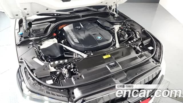 2025 BMW 5 Series (G60) 550e xDrive M Sport Pro Sold VIN WBA11FK0DJDJJDJDJ – undercarriage 2025 BMW 5 Series (G60) 550e xDrive M Sport Pro Sold VIN WBA11FK0DJDJJDJDJ – undercarriage