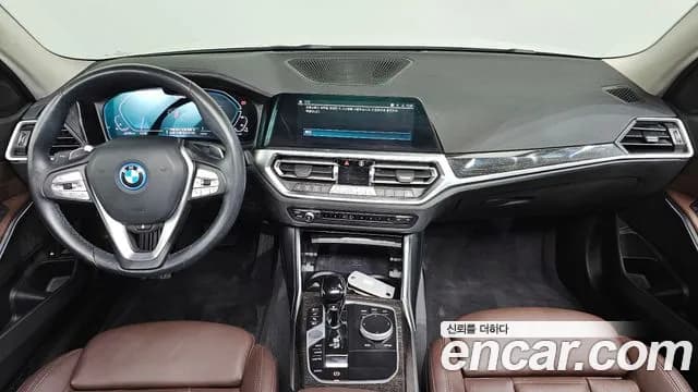 2022 BMW 3 Series (G20) 320e Luxury Sold VIN WBA11GK06NFM74141 – exterior detail 2022 BMW 3 Series (G20) 320e Luxury Sold VIN WBA11GK06NFM74141 – exterior detail