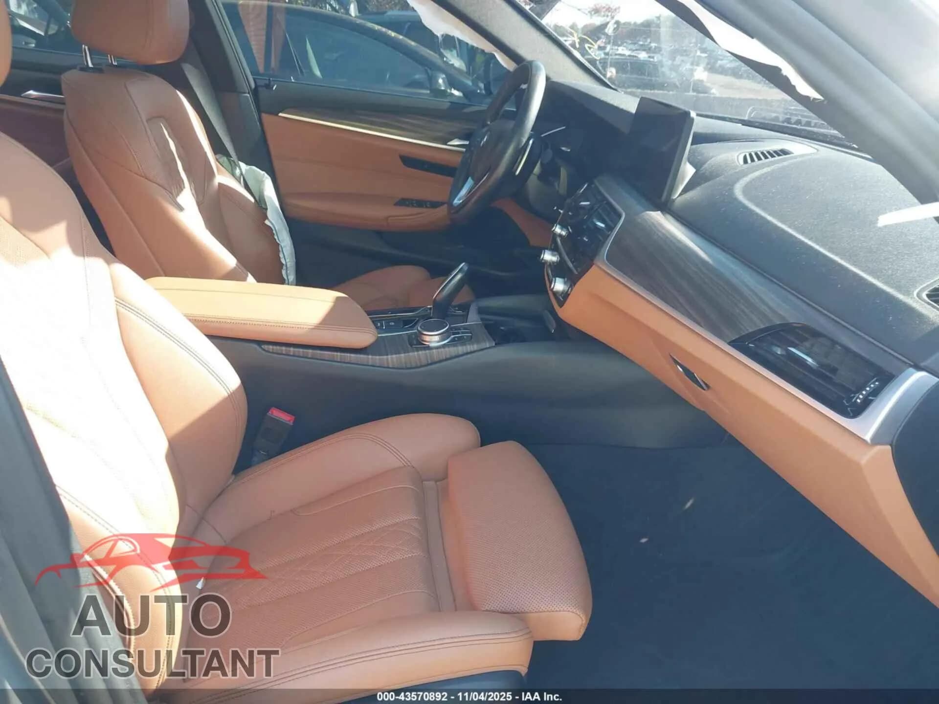 2021 BMW 530I Damaged VIN WBA13BJ00MWX15818 – interior seats 2021 BMW 530I Damaged VIN WBA13BJ00MWX15818 – interior seats