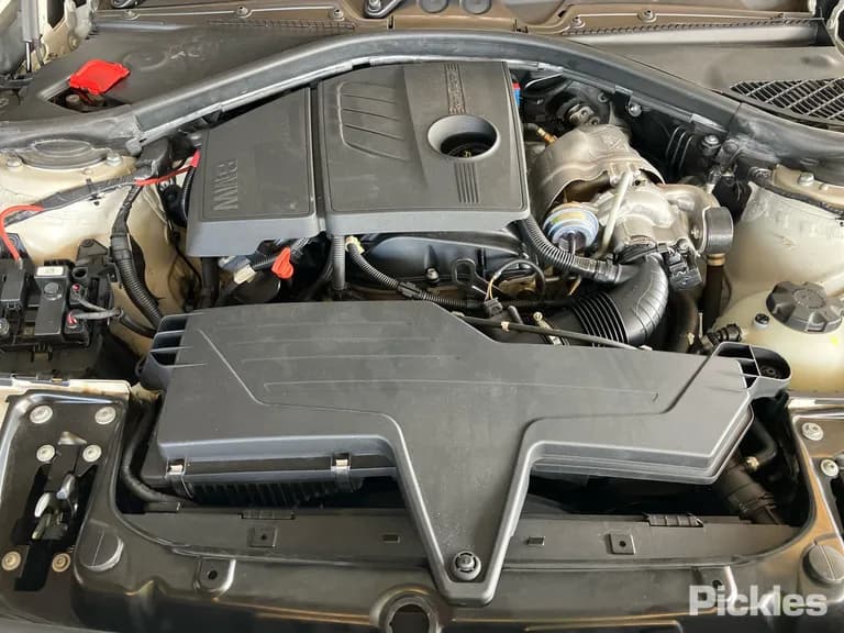 2013 BMW 1 Series Used VIN WBA1A12060J207309 – rear exterior 2013 BMW 1 Series Used VIN WBA1A12060J207309 – rear exterior