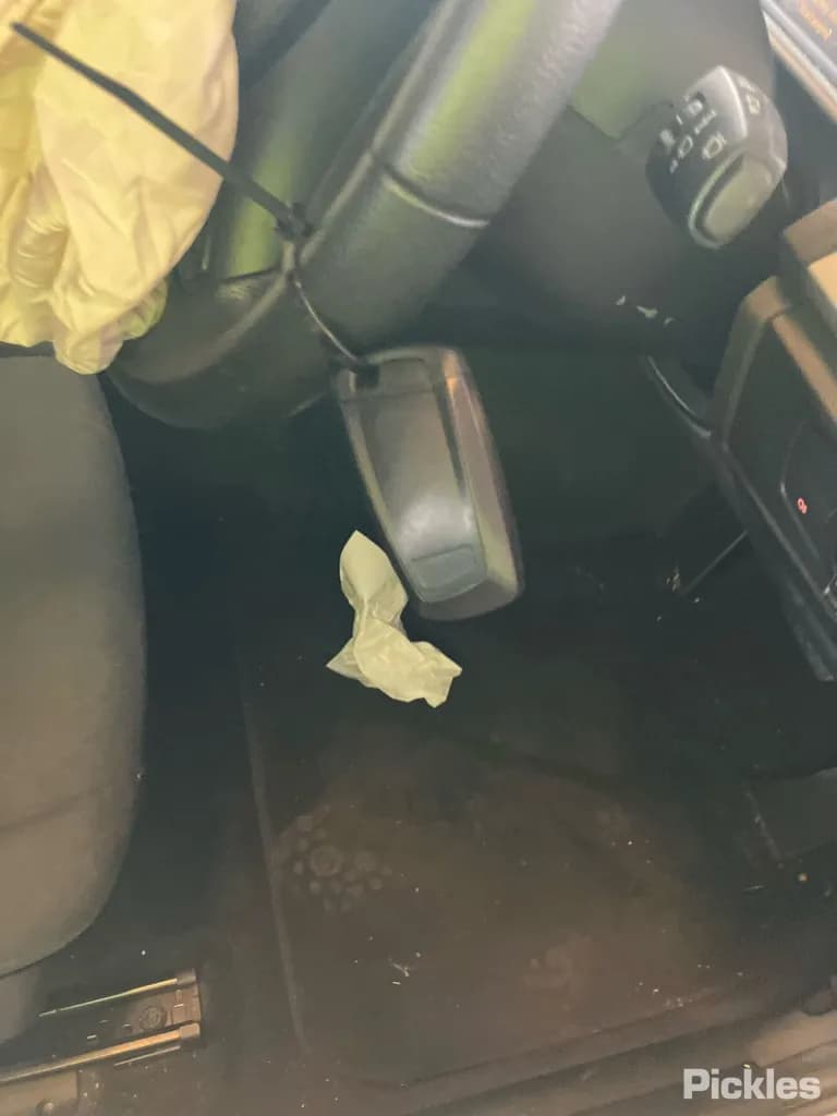 2013 BMW 1 Series Used VIN WBA1A12060J207309 – engine bay 2013 BMW 1 Series Used VIN WBA1A12060J207309 – engine bay