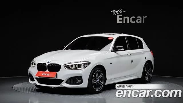 2018 BMW 1 Series (F20) 118d Sport 5Door Sold VIN WBA1S5100J5L16087 – photo 16 2018 BMW 1 Series (F20) 118d Sport 5Door Sold VIN WBA1S5100J5L16087 – photo 16