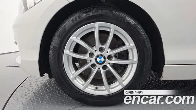 2018 BMW 1Series (F20) 118d JOY 5DOOR Sold VIN WBA1S5102JV995361 – photo 19 2018 BMW 1Series (F20) 118d JOY 5DOOR Sold VIN WBA1S5102JV995361 – photo 19