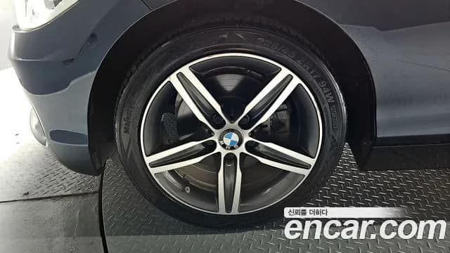 2017 BMW 1Series (F20) 118d Sport 5Door Sold VIN WBA1S5103H5D29414 – rear exterior 2017 BMW 1Series (F20) 118d Sport 5Door Sold VIN WBA1S5103H5D29414 – rear exterior