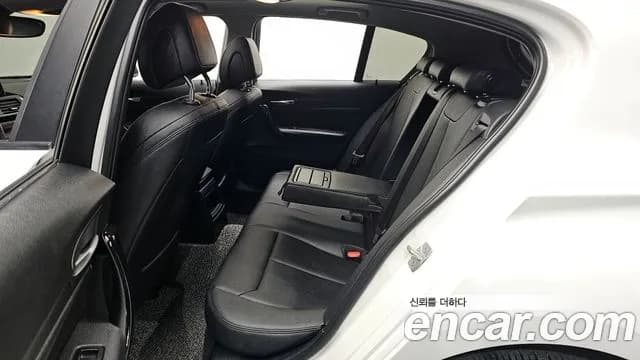2017 BMW 1 Series (F20) 118d Sport 5Door Sold VIN WBA1S5103H5G76788 – photo 19 2017 BMW 1 Series (F20) 118d Sport 5Door Sold VIN WBA1S5103H5G76788 – photo 19
