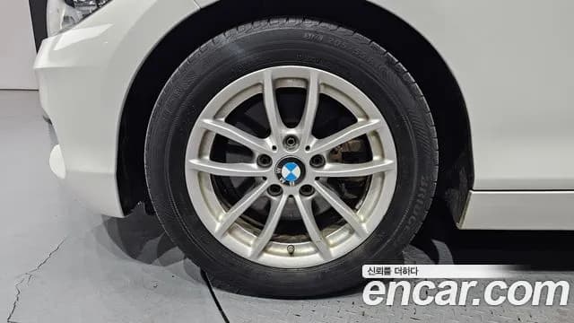 2017 BMW 1Series (F20) 118d JOY 5DOOR Sold VIN WBA1S5104HV993962 – front exterior 2017 BMW 1Series (F20) 118d JOY 5DOOR Sold VIN WBA1S5104HV993962 – front exterior