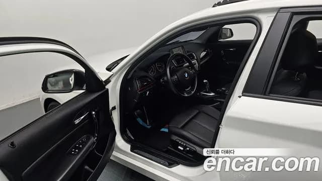2017 BMW 1 Series (F20) 118d Sport 5Door Sold VIN WBA1S5107H5G77443 – front exterior 2017 BMW 1 Series (F20) 118d Sport 5Door Sold VIN WBA1S5107H5G77443 – front exterior