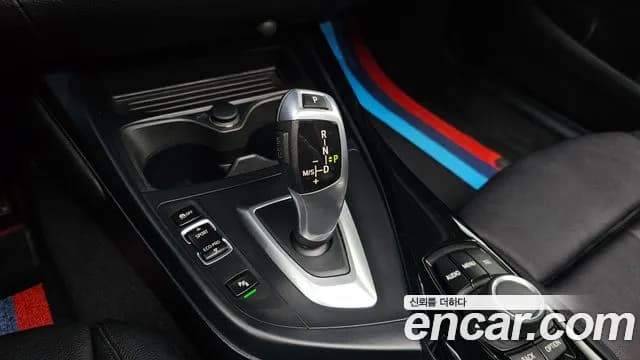 2017 BMW 1 Series (F20) 118d Sport 5Door Sold VIN WBA1S5107H5G77443 – engine bay 2017 BMW 1 Series (F20) 118d Sport 5Door Sold VIN WBA1S5107H5G77443 – engine bay