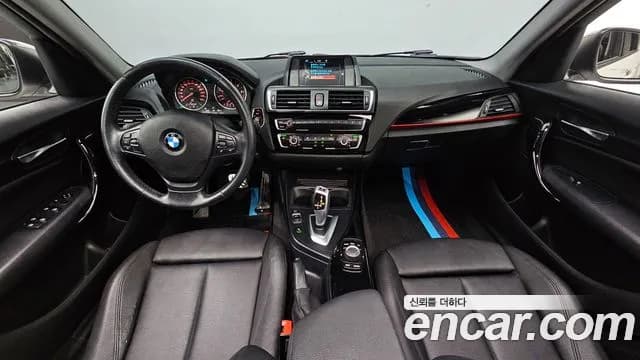 2017 BMW 1 Series (F20) 118d Sport 5Door Sold VIN WBA1S5107H5G77443 – photo 12 2017 BMW 1 Series (F20) 118d Sport 5Door Sold VIN WBA1S5107H5G77443 – photo 12