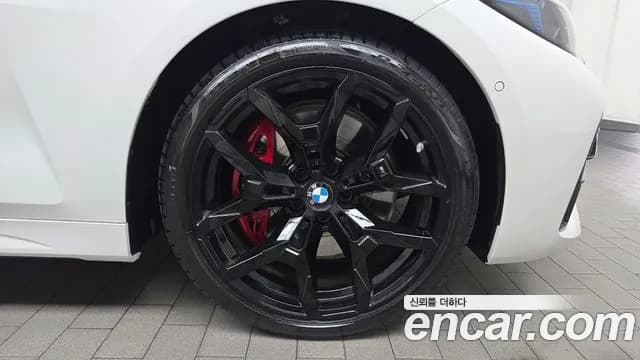 2025 BMW 4 Series (G22) 420i M Sport Pro Convertible Sold VIN WBA21DB01SCV28770 – undercarriage 2025 BMW 4 Series (G22) 420i M Sport Pro Convertible Sold VIN WBA21DB01SCV28770 – undercarriage