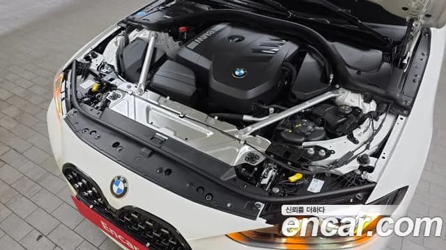2025 BMW 4 Series (G22) 420i M Sport Pro Convertible Sold VIN WBA21DB01SCV28770 – photo 17 2025 BMW 4 Series (G22) 420i M Sport Pro Convertible Sold VIN WBA21DB01SCV28770 – photo 17
