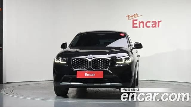 2022 BMW X4 (G02) xDrive20i xLine Sold VIN WBA21DT00N9J72733 – trunk area 2022 BMW X4 (G02) xDrive20i xLine Sold VIN WBA21DT00N9J72733 – trunk area
