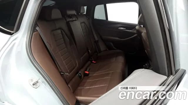 2024 BMW X4 (G02) xDrive20i M Sport Sold VIN WBA21DT06R9V34926 – interior seats 2024 BMW X4 (G02) xDrive20i M Sport Sold VIN WBA21DT06R9V34926 – interior seats