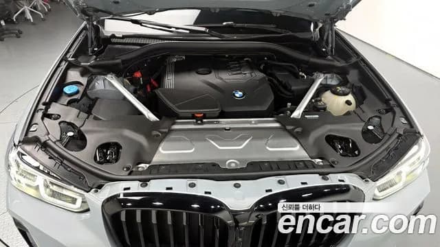 2024 BMW X4 (G02) xDrive20i M Sport Sold VIN WBA21DT06R9V34926 – trunk area 2024 BMW X4 (G02) xDrive20i M Sport Sold VIN WBA21DT06R9V34926 – trunk area
