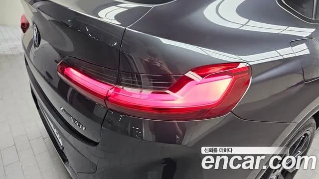 2025 BMW X4 (G02) xDrive20i M Sport Pro Special Edition Sold VIN WBA21DT06S9Z13351 – interior seats 2025 BMW X4 (G02) xDrive20i M Sport Pro Special Edition Sold VIN WBA21DT06S9Z13351 – interior seats