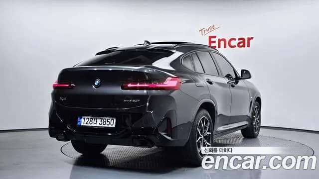 2023 BMW X4 (G02) xDrive20i M Sports Pro Sold VIN WBA21DT08P9S99930 – interior seats 2023 BMW X4 (G02) xDrive20i M Sports Pro Sold VIN WBA21DT08P9S99930 – interior seats