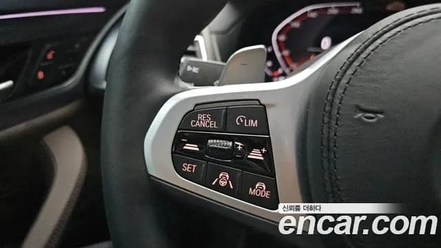 2025 BMW X4 (G02) xDrive20i M Sport Pro Special Edition Sold VIN WBA21DT08S9Z68724 – interior seats 2025 BMW X4 (G02) xDrive20i M Sport Pro Special Edition Sold VIN WBA21DT08S9Z68724 – interior seats