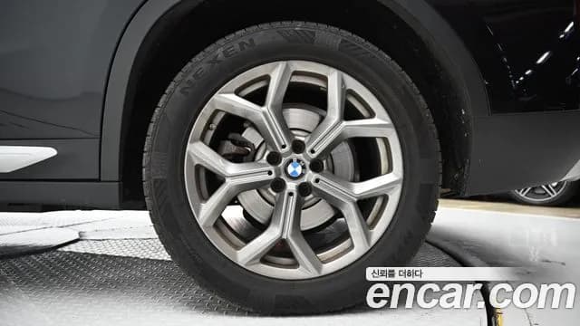 2022 BMW X4 (G02) xDrive20i xLine Sold VIN WBA21DT09N9K44318 – trunk area 2022 BMW X4 (G02) xDrive20i xLine Sold VIN WBA21DT09N9K44318 – trunk area