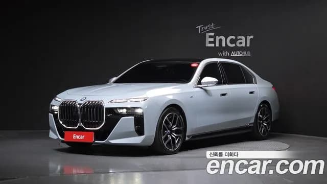 2023 BMW 7 Series (G70) 740i sDrive M Sport Sold VIN WBA21EH07PCN22606 – photo 27 2023 BMW 7 Series (G70) 740i sDrive M Sport Sold VIN WBA21EH07PCN22606 – photo 27