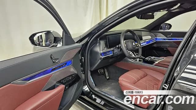 2024 BMW 7Series (G70) 740d xDrive M Sport Sold VIN WBA21EJ05RCS42504 – rear exterior 2024 BMW 7Series (G70) 740d xDrive M Sport Sold VIN WBA21EJ05RCS42504 – rear exterior