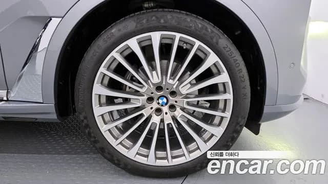 2023 BMW X7 (G07) xDrive 40i Design Pure Excellence 6-Seater Sold VIN WBA21EM05P9P43656 – photo 17 2023 BMW X7 (G07) xDrive 40i Design Pure Excellence 6-Seater Sold VIN WBA21EM05P9P43656 – photo 17