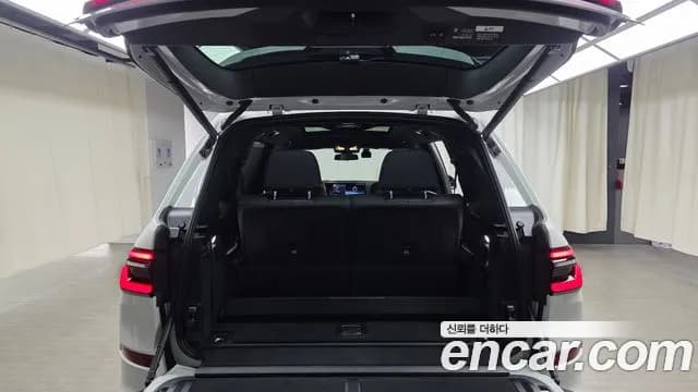 2024 BMW X7 (G07) xDrive 40i M Sport 6STR Sold VIN WBA21EM05R9S41541 – side profile 2024 BMW X7 (G07) xDrive 40i M Sport 6STR Sold VIN WBA21EM05R9S41541 – side profile
