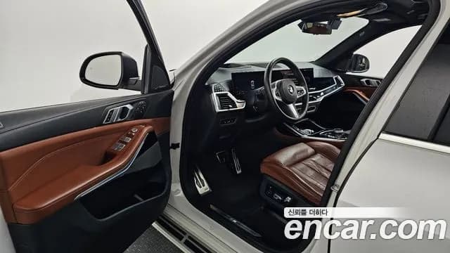 2024 BMW X7 (G07) xDrive 40i M Sport 6STR Sold VIN WBA21EM06R9W14313 – side profile 2024 BMW X7 (G07) xDrive 40i M Sport 6STR Sold VIN WBA21EM06R9W14313 – side profile