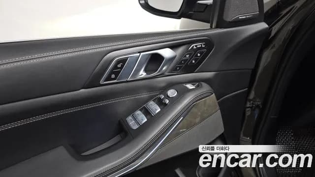 2024 BMW X7 (G07) xDrive 40i Design Pure Excellence 7-Seater Sold VIN WBA21EM07R9S92751 – photo 11 2024 BMW X7 (G07) xDrive 40i Design Pure Excellence 7-Seater Sold VIN WBA21EM07R9S92751 – photo 11