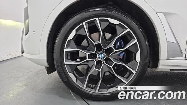 2024 BMW X7 (G07) xDrive 40i M Sport 6STR Sold VIN WBA21EM08R9T50625 – undercarriage 2024 BMW X7 (G07) xDrive 40i M Sport 6STR Sold VIN WBA21EM08R9T50625 – undercarriage