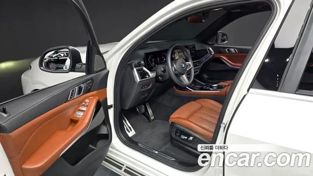 2024 BMW X7 (G07) xDrive 40i M Sport 6STR Sold VIN WBA21EM08R9V37816 – exterior detail 2024 BMW X7 (G07) xDrive 40i M Sport 6STR Sold VIN WBA21EM08R9V37816 – exterior detail