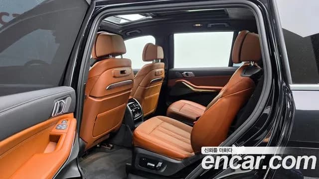 2025 BMW X7 (G07) xDrive 40i M Sport 6STR Sold VIN WBA21EM08S9022417 – side profile 2025 BMW X7 (G07) xDrive 40i M Sport 6STR Sold VIN WBA21EM08S9022417 – side profile