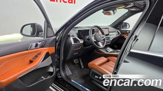 2025 BMW X7 (G07) xDrive 40i M Sport 6STR Sold VIN WBA21EM08S9022417 – interior seats 2025 BMW X7 (G07) xDrive 40i M Sport 6STR Sold VIN WBA21EM08S9022417 – interior seats