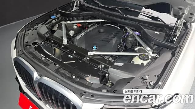 2024 BMW X7 (G07) xDrive 40i M Sport 6STR Sold VIN WBA21EM0XR9T53915 – engine bay 2024 BMW X7 (G07) xDrive 40i M Sport 6STR Sold VIN WBA21EM0XR9T53915 – engine bay