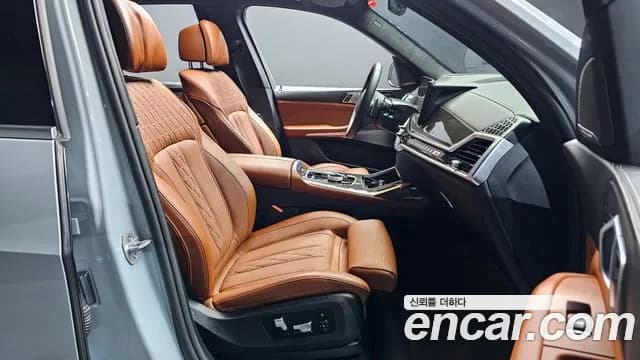 2025 BMW X7 (G07) xDrive 40d M Sport 6STR Sold VIN WBA21EN01S9025352 – front exterior 2025 BMW X7 (G07) xDrive 40d M Sport 6STR Sold VIN WBA21EN01S9025352 – front exterior