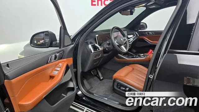 2025 BMW X7 (G07) xDrive 40d M Sport 7 STR Sold VIN WBA21EN06S9008823 – exterior detail 2025 BMW X7 (G07) xDrive 40d M Sport 7 STR Sold VIN WBA21EN06S9008823 – exterior detail