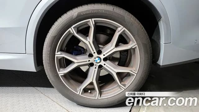 2026 BMW X5 (G05) xDrive 40i M Sport Sold VIN WBA21EU00T9142603 – interior seats 2026 BMW X5 (G05) xDrive 40i M Sport Sold VIN WBA21EU00T9142603 – interior seats